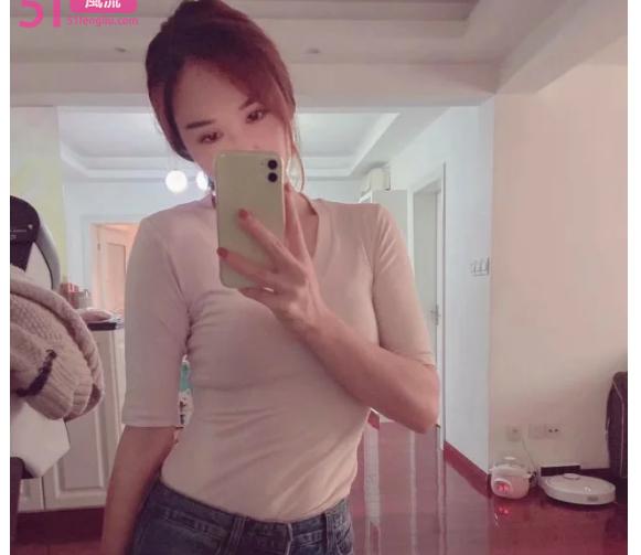 上海杨浦美女一枚