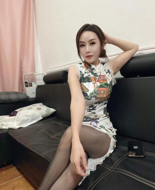 骚丝女王小雅